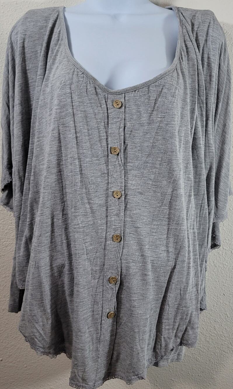 B.L.E.U. Gray Heathered Faux Button Up Layered Top 1X Plus Lightweight Flowy